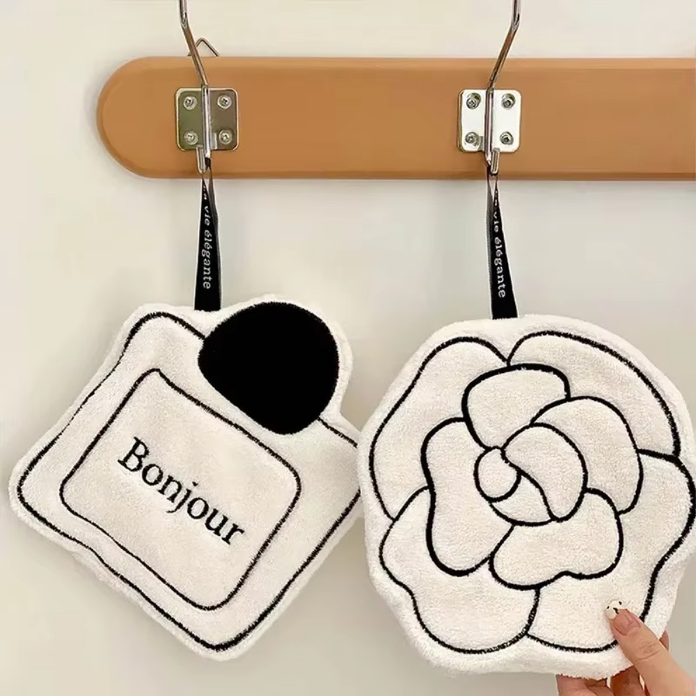 吸水性に優れたコーラルベルベット素材の刺繍入りハンギングタオ - Golf Towel のレビューと価格