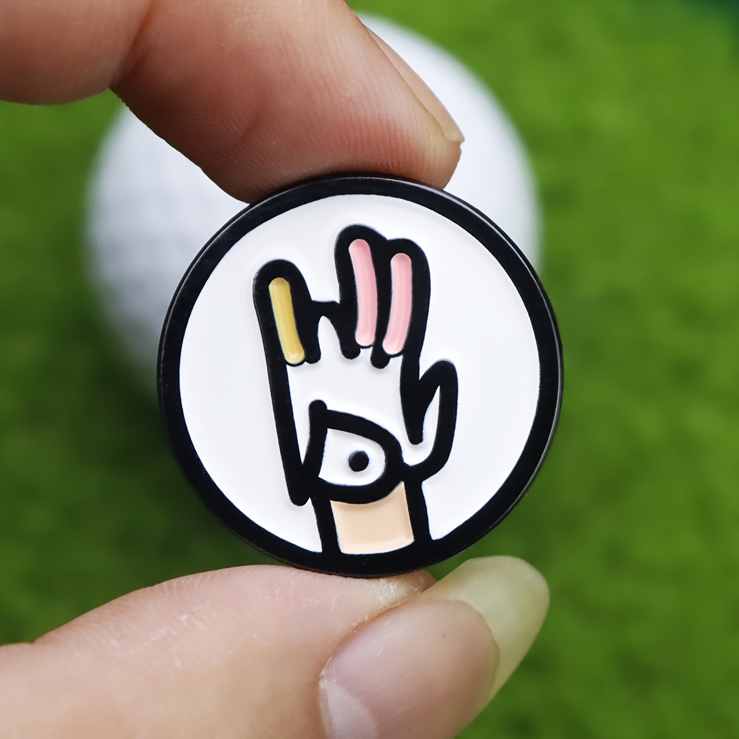 高級ゴルフアクセサリー：グローブをモチーフにしたボールラベル - Golf Gloves のレビューと価格